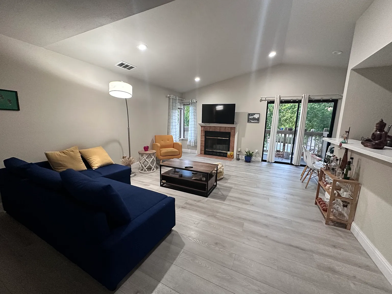 38932 Cherry Glen Cmn — Photo 2