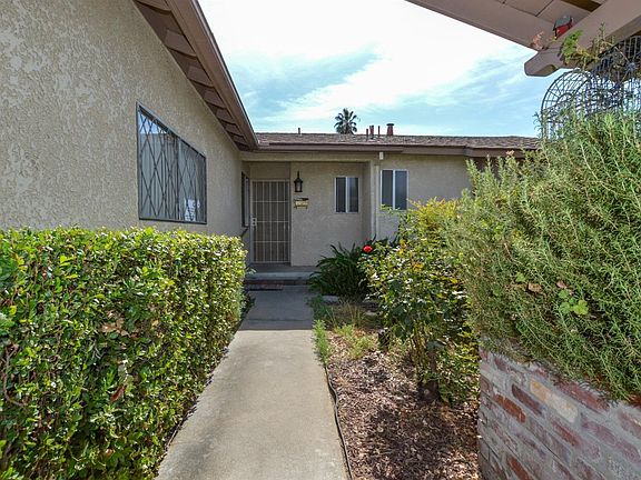 4th image of 1854 N Dearing Ave