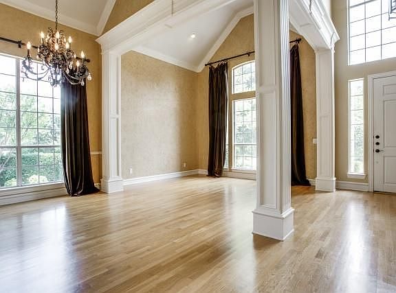 4th image of 3905 Braewood Cir