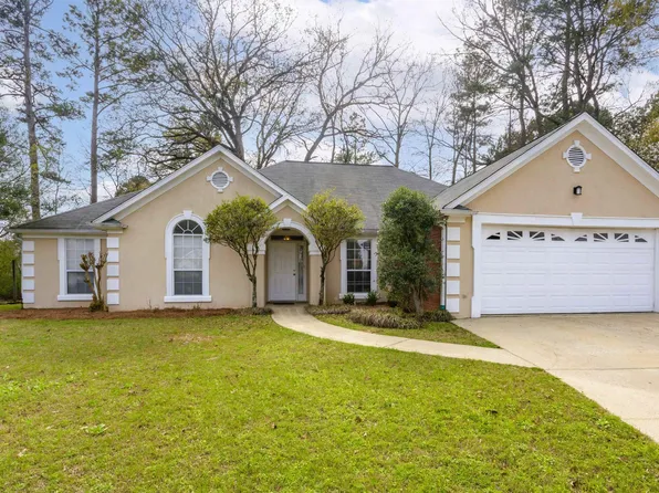 133 Summer Brook Ln, Alabaster, AL 35007