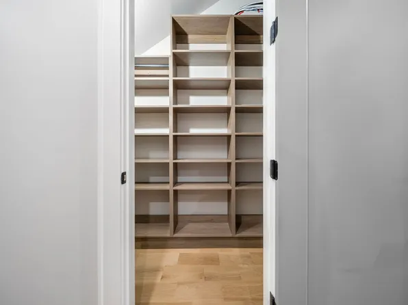 619 Palisade Avenue image 33 of 39