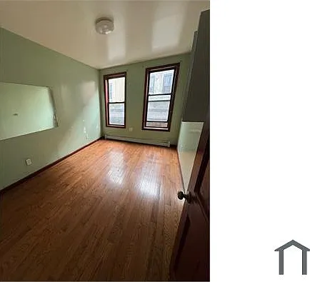 1243 Morrison Ave #1R — Photo 5