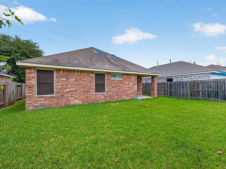 7218 Fox Hall Ln — Photo 16