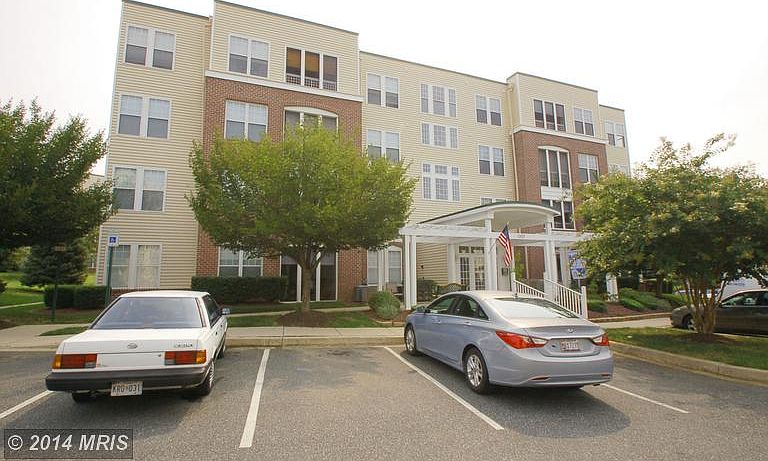 1st image of 1307 Scottsdale Dr Unit 326