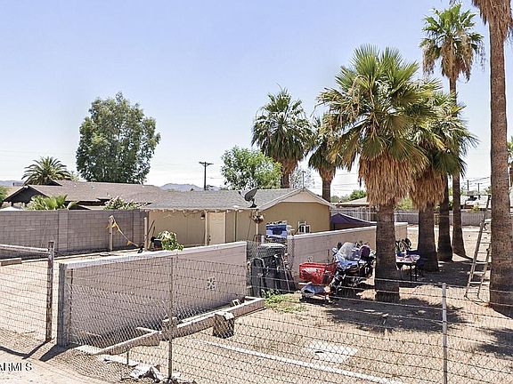 4th image of 1434 E Alta Vista Rd
