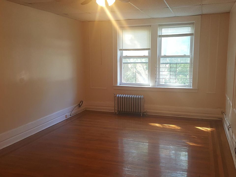 2nd image of 790 Clinton Ave #35AS