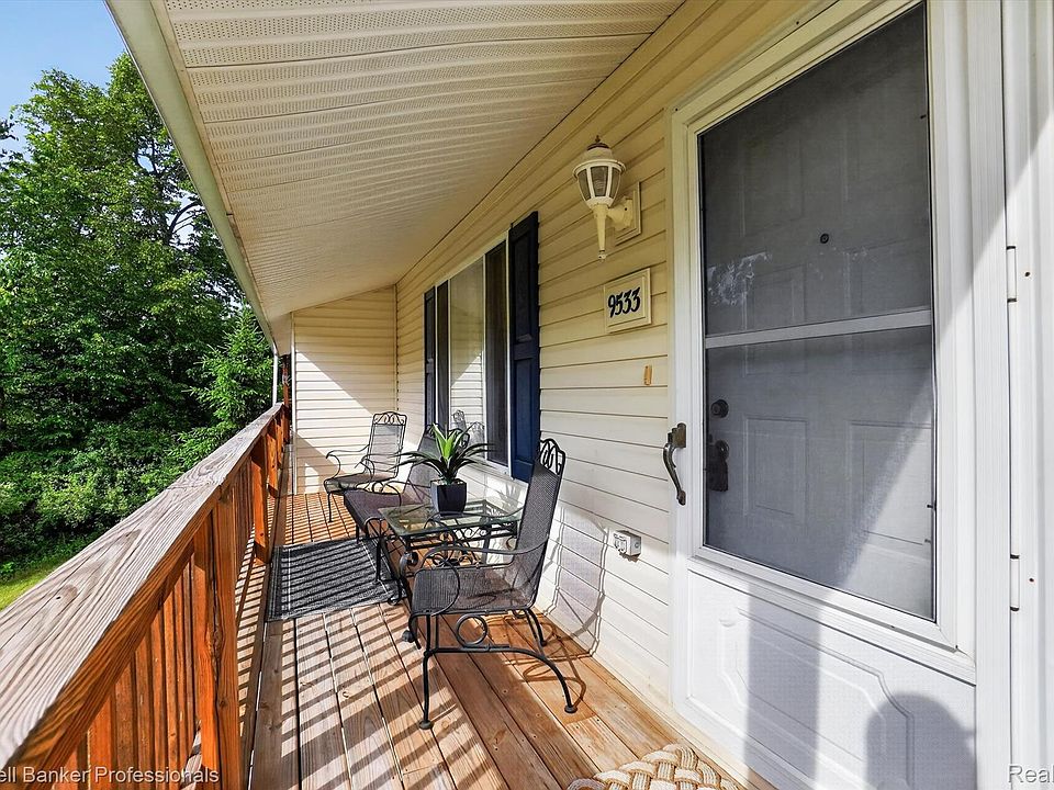 1st image of 9533 Overlook Ct