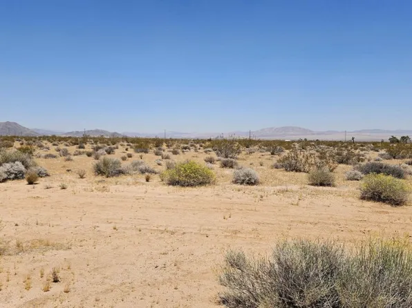 61624 Mercury Dr #28, Joshua Tree, CA 92252