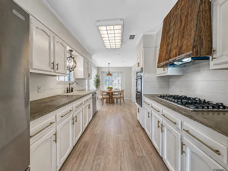 4941 Pine Hill Dr — Photo 10