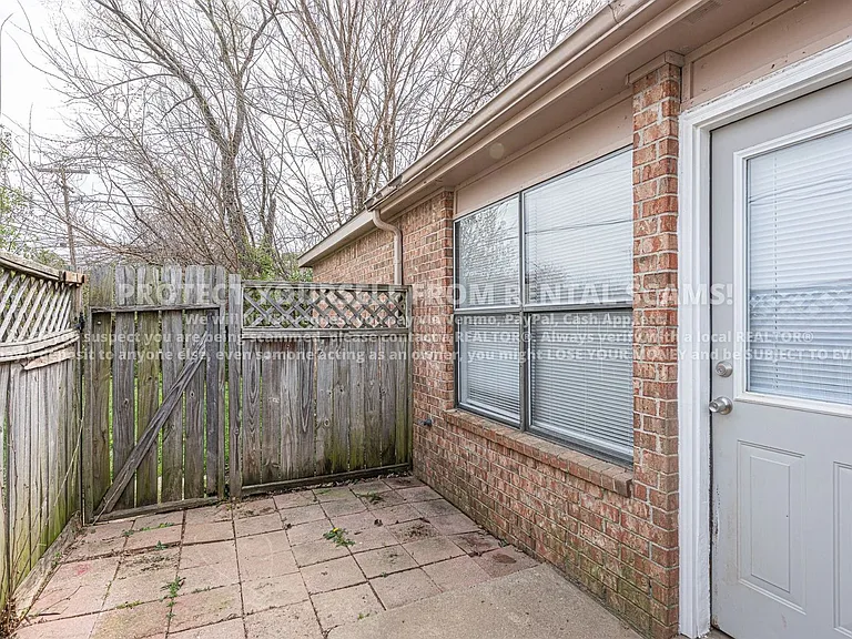 1684 N Dawn Dr — Photo 9