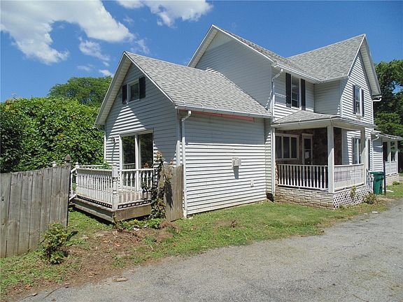 3rd image of 33 Olin Ave