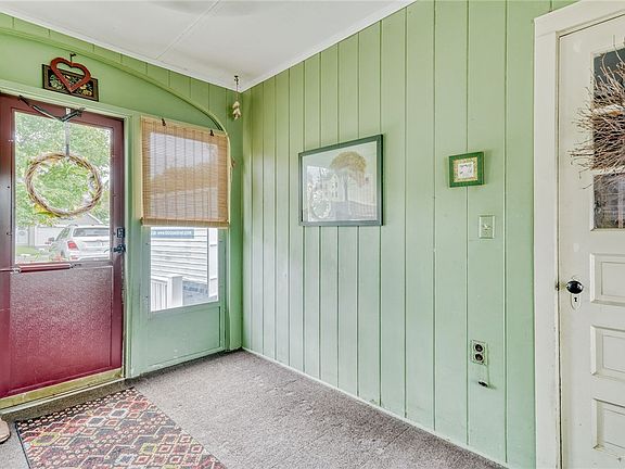 2nd image of 27 Sherwood Ave