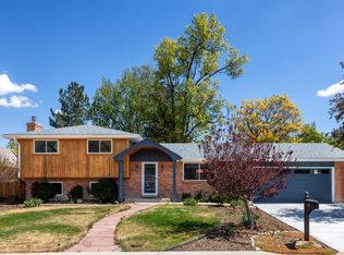 140 Iroquois Dr, Boulder, CO 80303