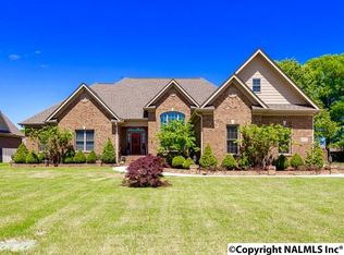 4711 Short Line Cir SE, Owens Cross Roads, AL 35763