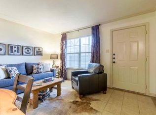 222 Ball St, Grapevine, TX 76051