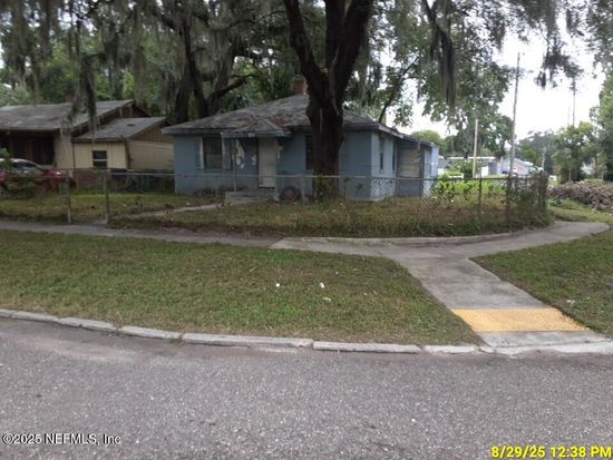 81 E 61ST Street, Jacksonville, FL 32208