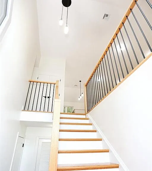 1097 W Route 1 #211-1 — Photo 1