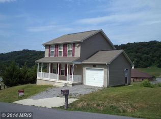 409 Whispering Wind Rd, Hancock, MD 21750