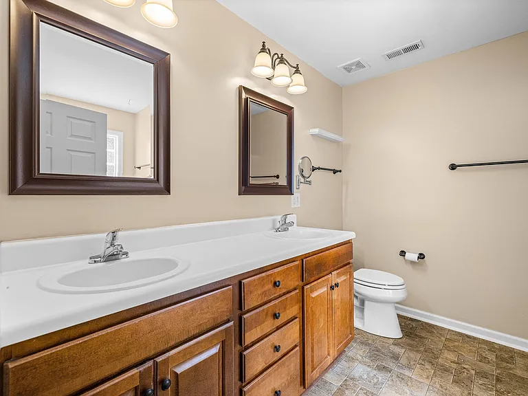 156 Old Beechtree Ln — Photo 27