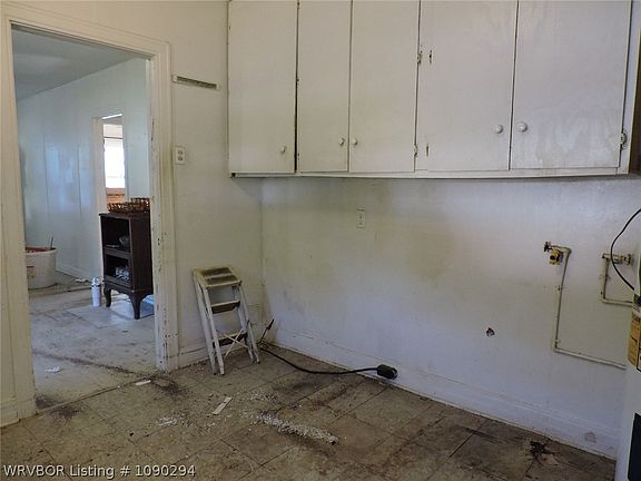 4th image of 535 N 39th St