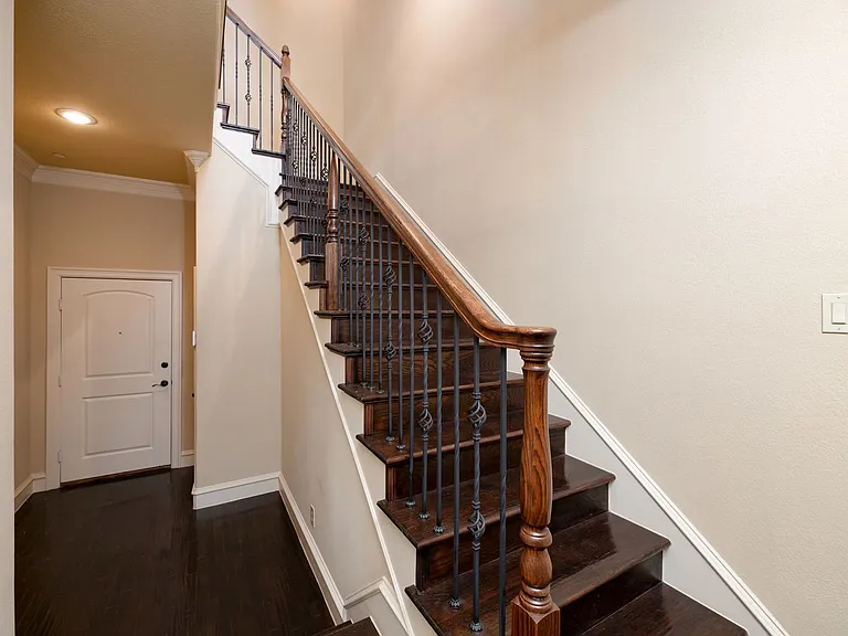 7914 Bishop Rd — Photo 8