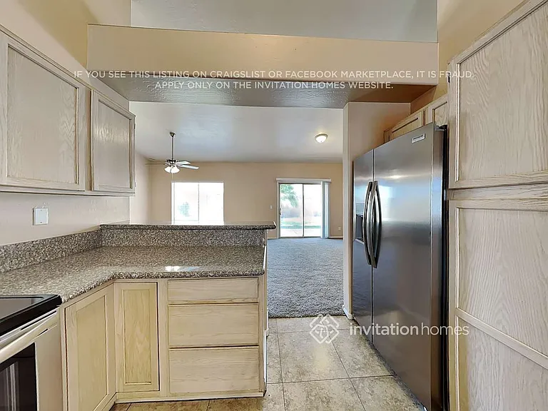 11634 W Clover Way — Photo 6
