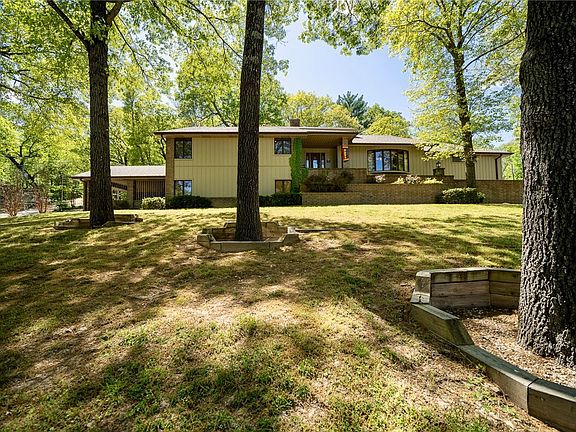 2nd image of 9 Redgrave Ln