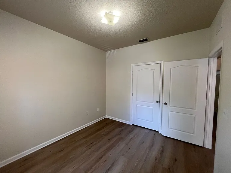 8819 Villa View Cir #107 — Photo 24