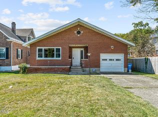 46 Collins Pl, Albany, NY 12208