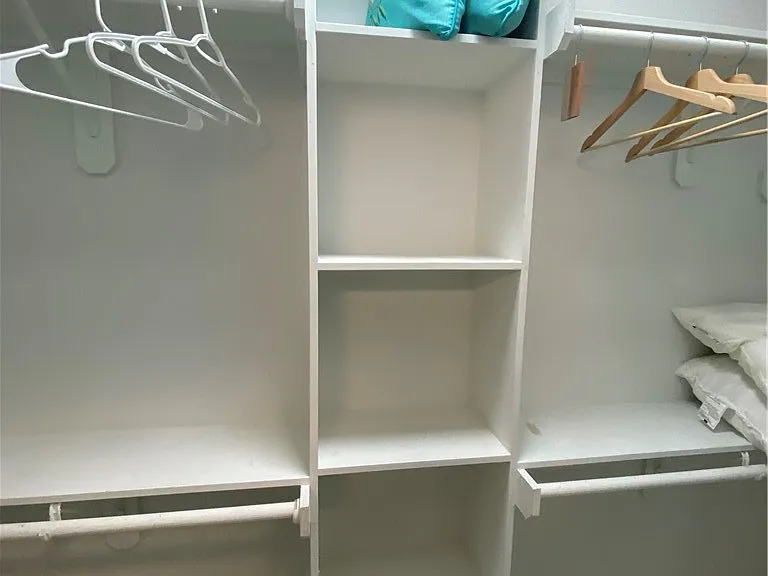 706 Military Dr — Photo 13