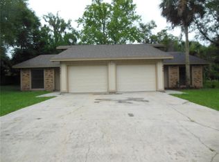 942 Beau Ct, Orange City, FL 32763