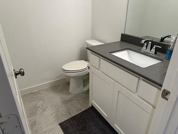 5th image of 1014 Marian Dr