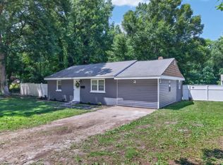 301 Boundary Rd, Yorktown, VA 23690