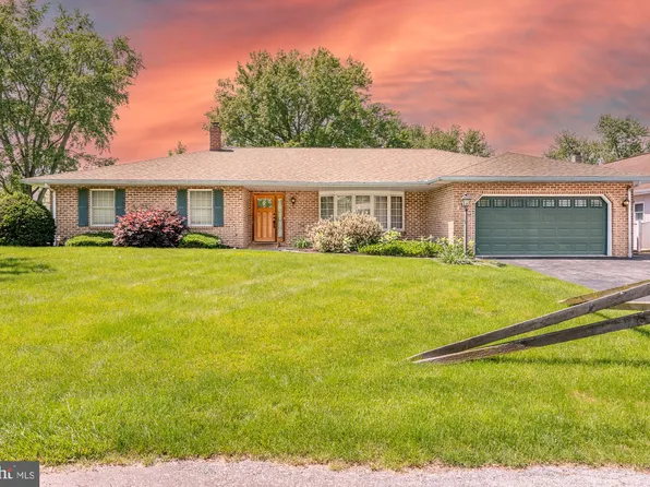 419 Boyer Dr, East Berlin, PA 17316