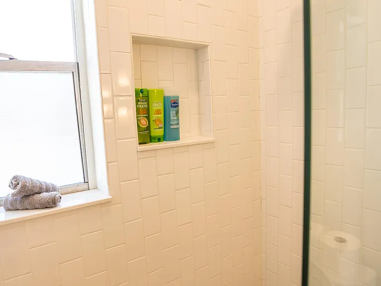 2160 Riverside Ave #7 — Photo 16