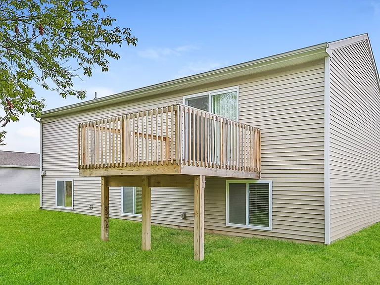 4020 Sumner Dr — Photo 30
