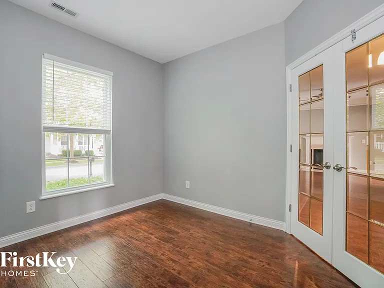 5965 Mealla Rd — Photo 7