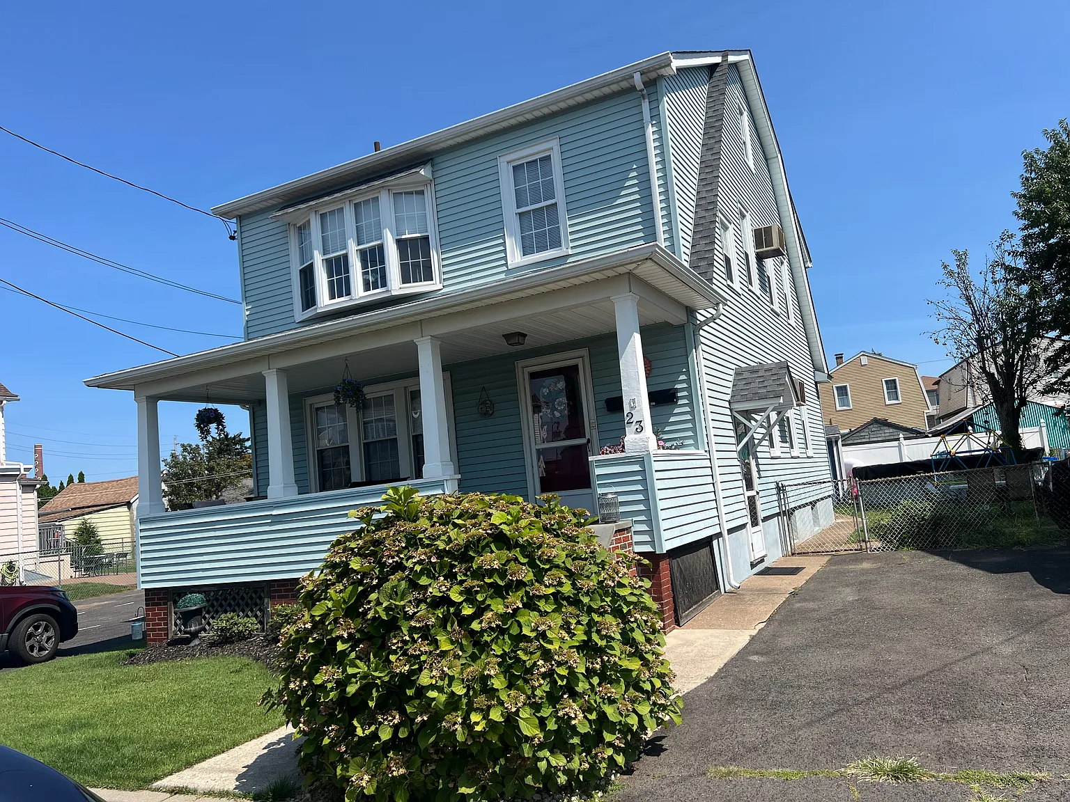 2 bed, $2,300 — Photo 2