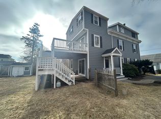 13-15 Maverick St #2, Marblehead, MA 01945