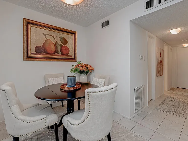 7900 N Stadium Dr #260 — Photo 4