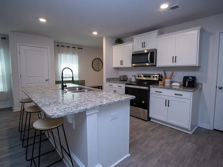 2034 Elmridge Rd — Photo 16