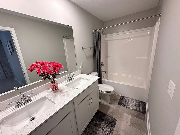721 Scarsdale Ln — Photo 18