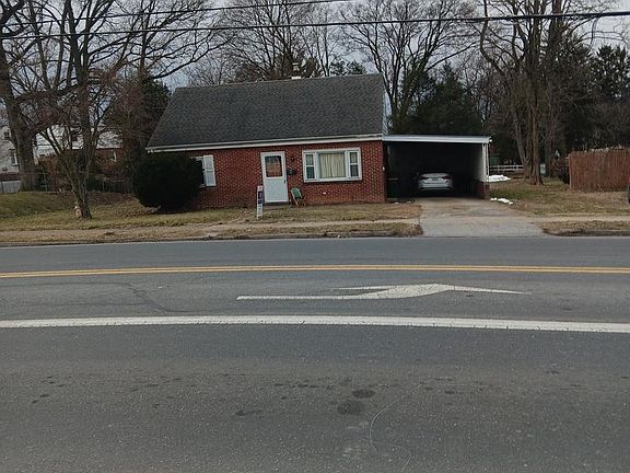 2nd image of 602 Saint Johns Rd