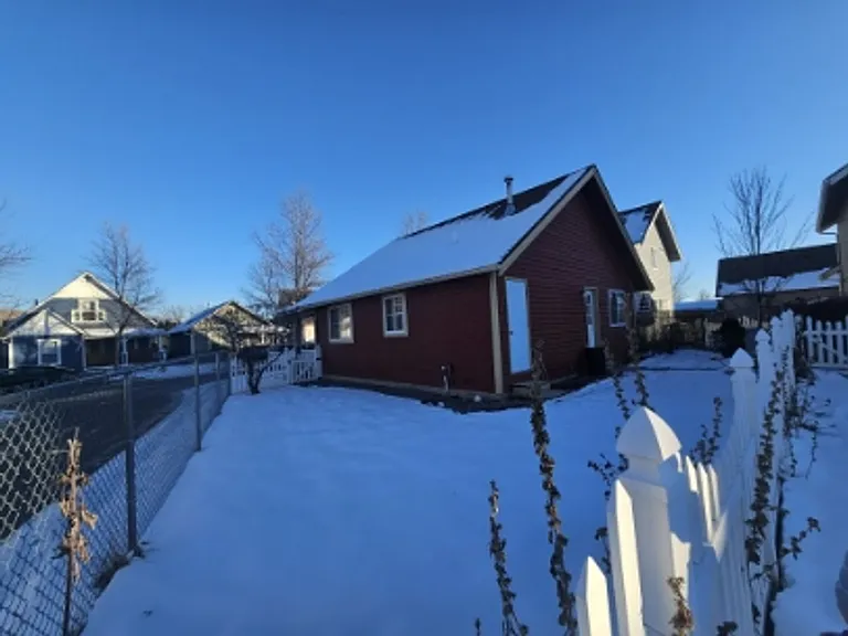 4645 Adalaide Ln — Photo 5