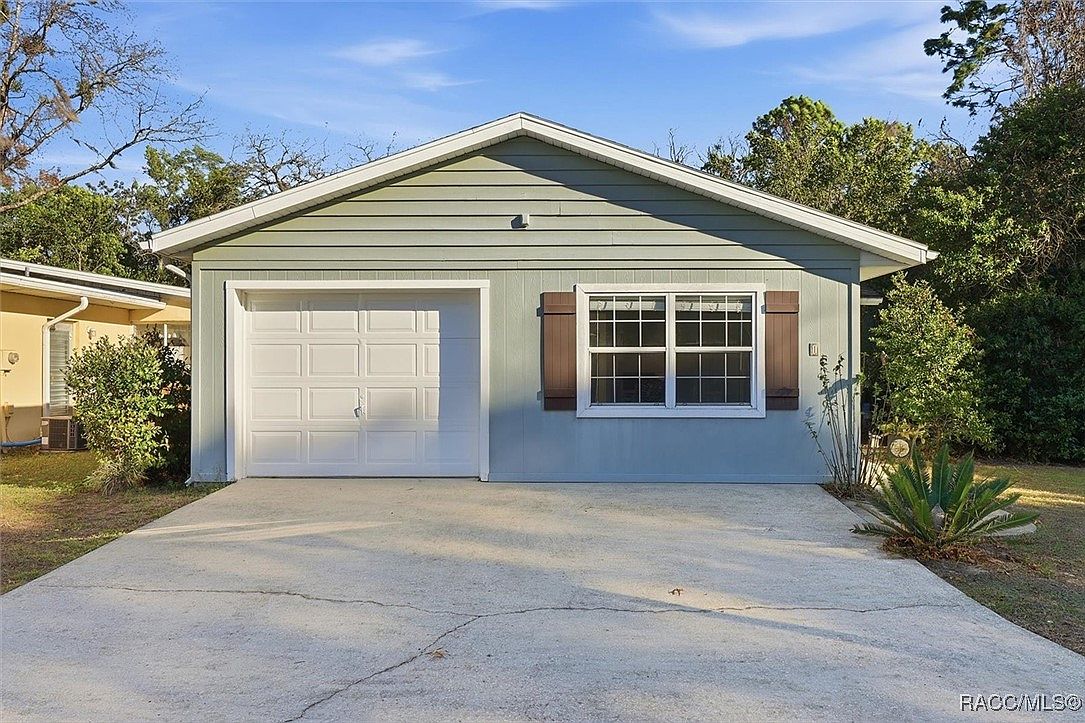 1 Black Cherry Dr
