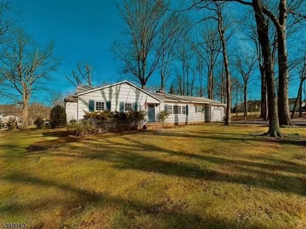 60 Mount Pleasant Ave, Edison, NJ 08820