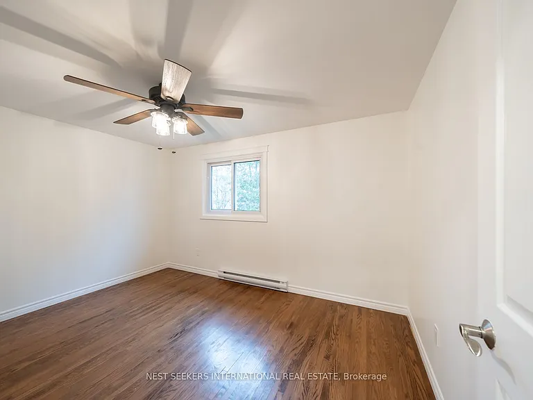 24 Thorncrest Rd — Photo 21