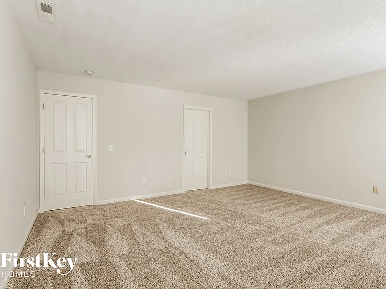 8132 Carina Dr — Photo 7