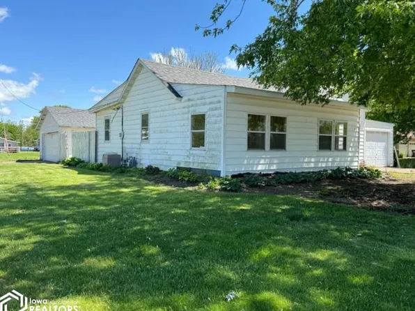 222 N Gear Ave, West Burlington, IA 52655