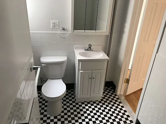 Rented by Owner | media 75